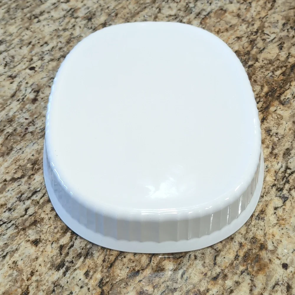 Corning Ware French White F-4-B 2.5 Liter Roaster Oblong Casserole 9.5